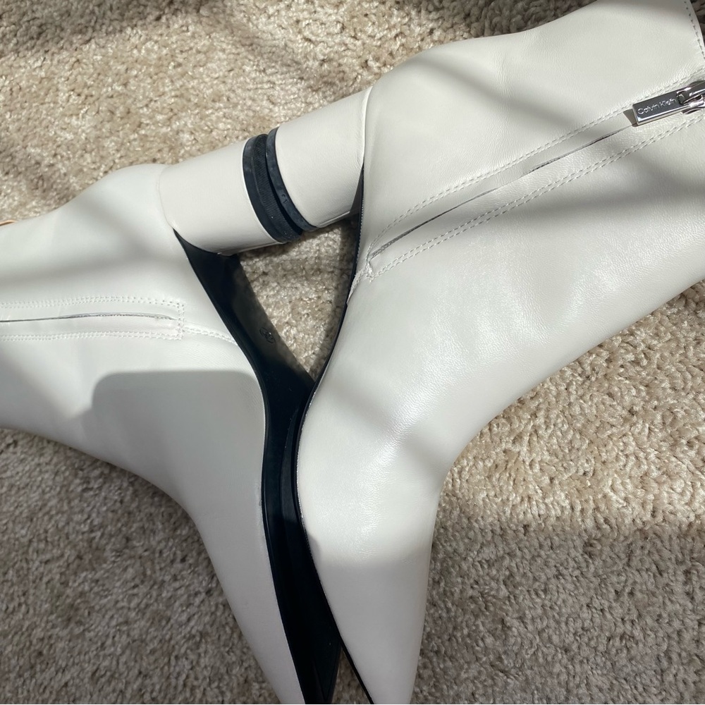Calvin Klein Genoa White Bone Ankle Boots Sleek Pointed Toe Circular Heel 8 - Picture 10 of 13